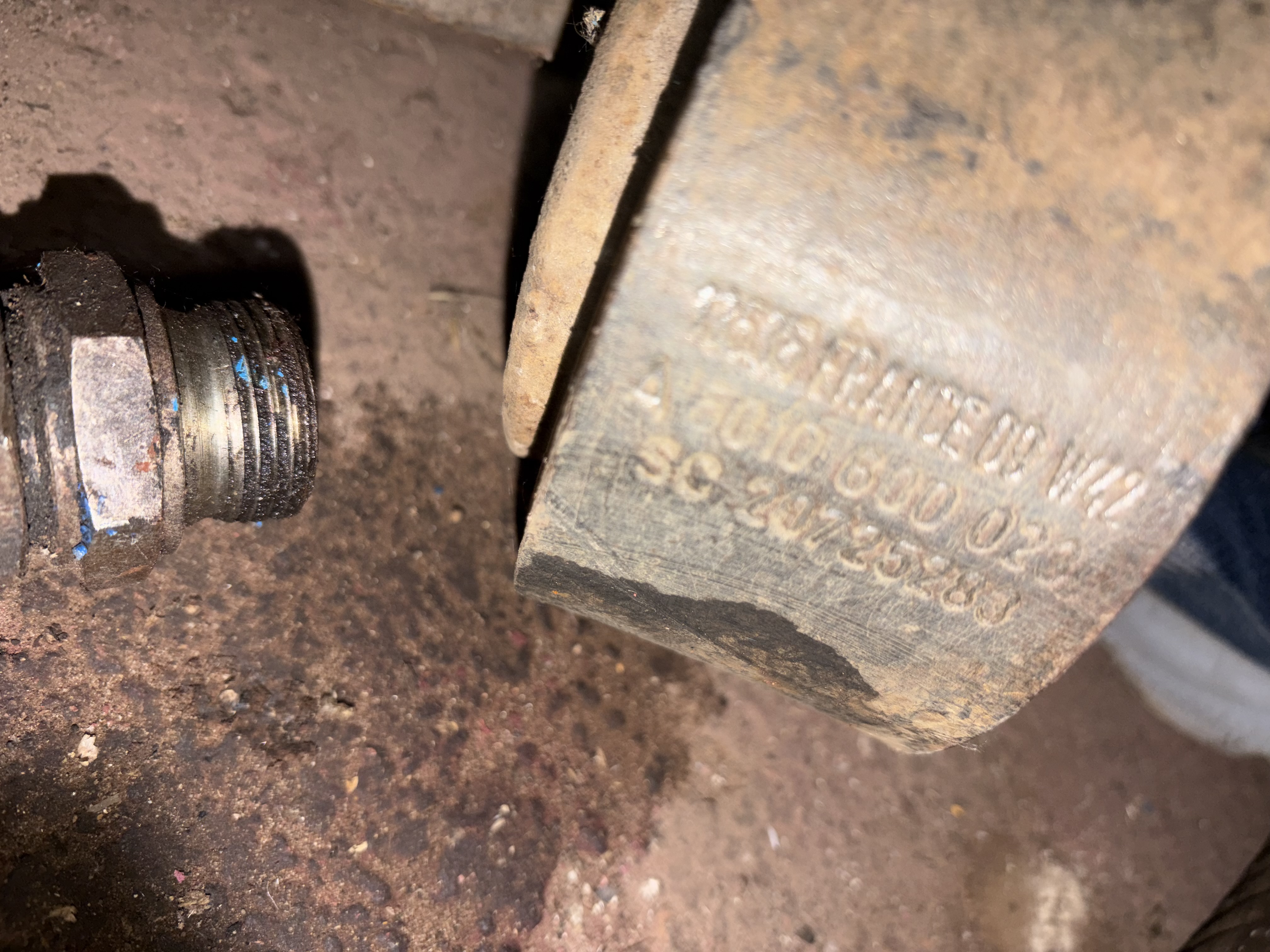 5010600024 5010600023 Полурессора задняя правая и левая RENAULT PREMIUM DXI