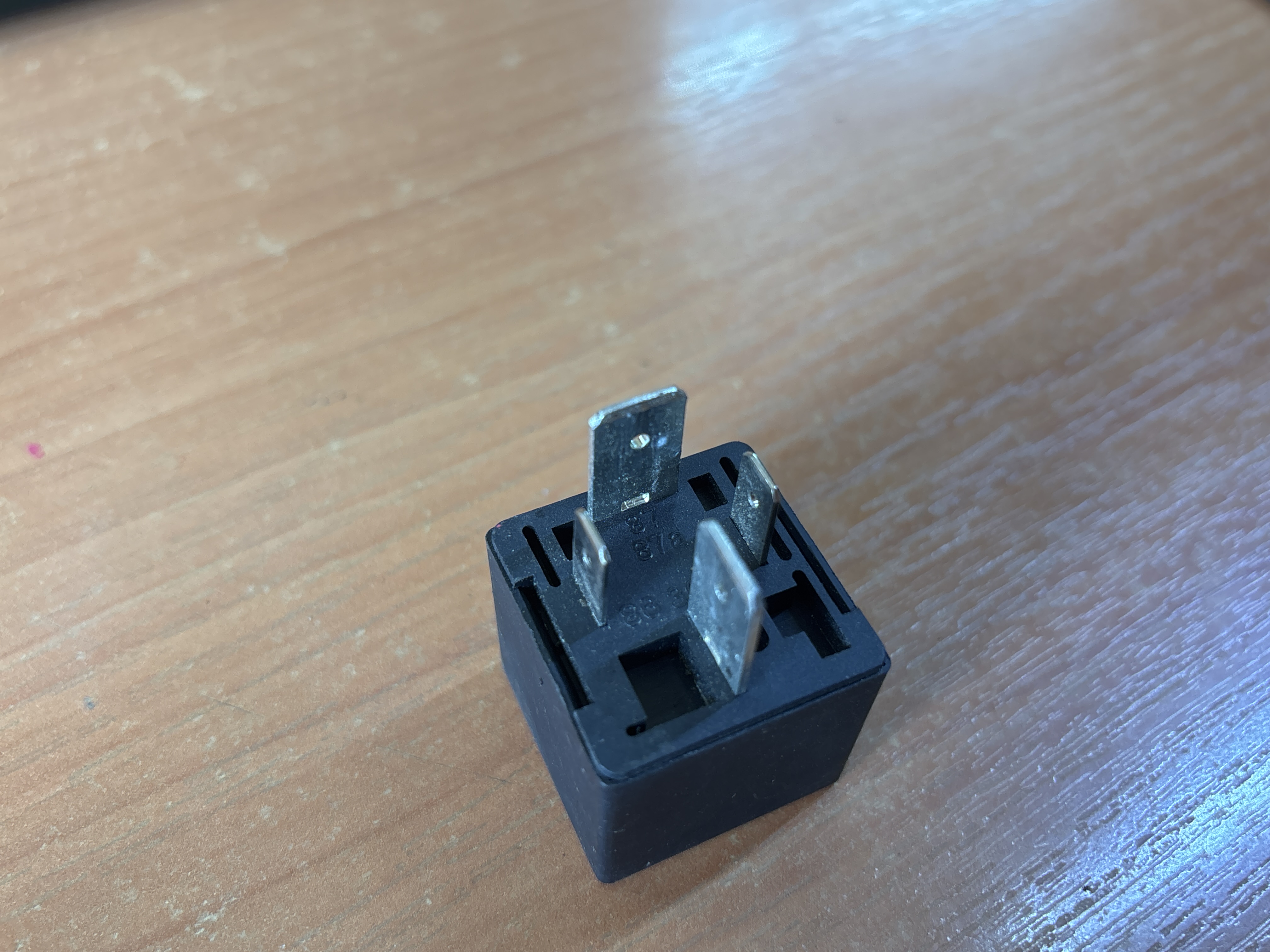 Реле света 70A 24V DAF MAN SCANIA VOLVO 121093 772311811