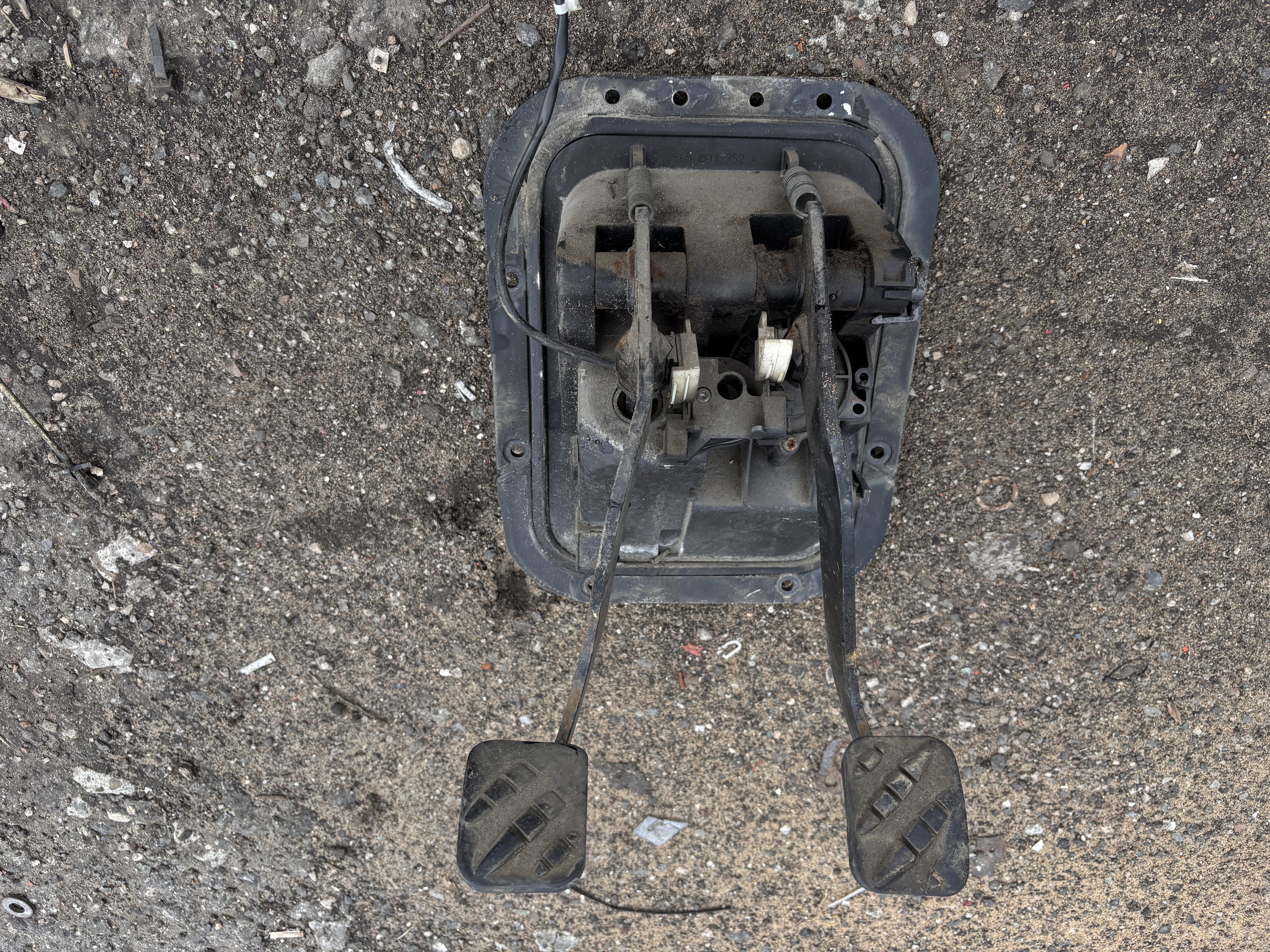 Подставка педалей Узел педалный Блок педалей Даф Daf LF 9650013524 9650010035 9650010010